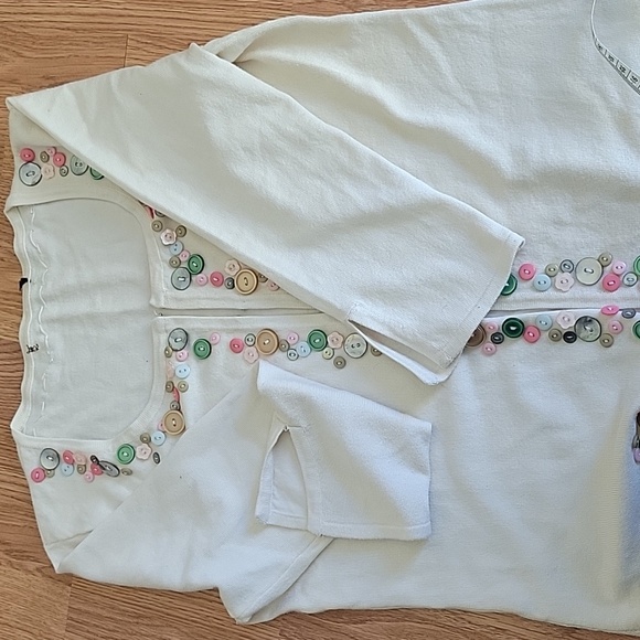 Rare Women's White Cardigan Size M Multicolored Buttons - Picture 3 of 7